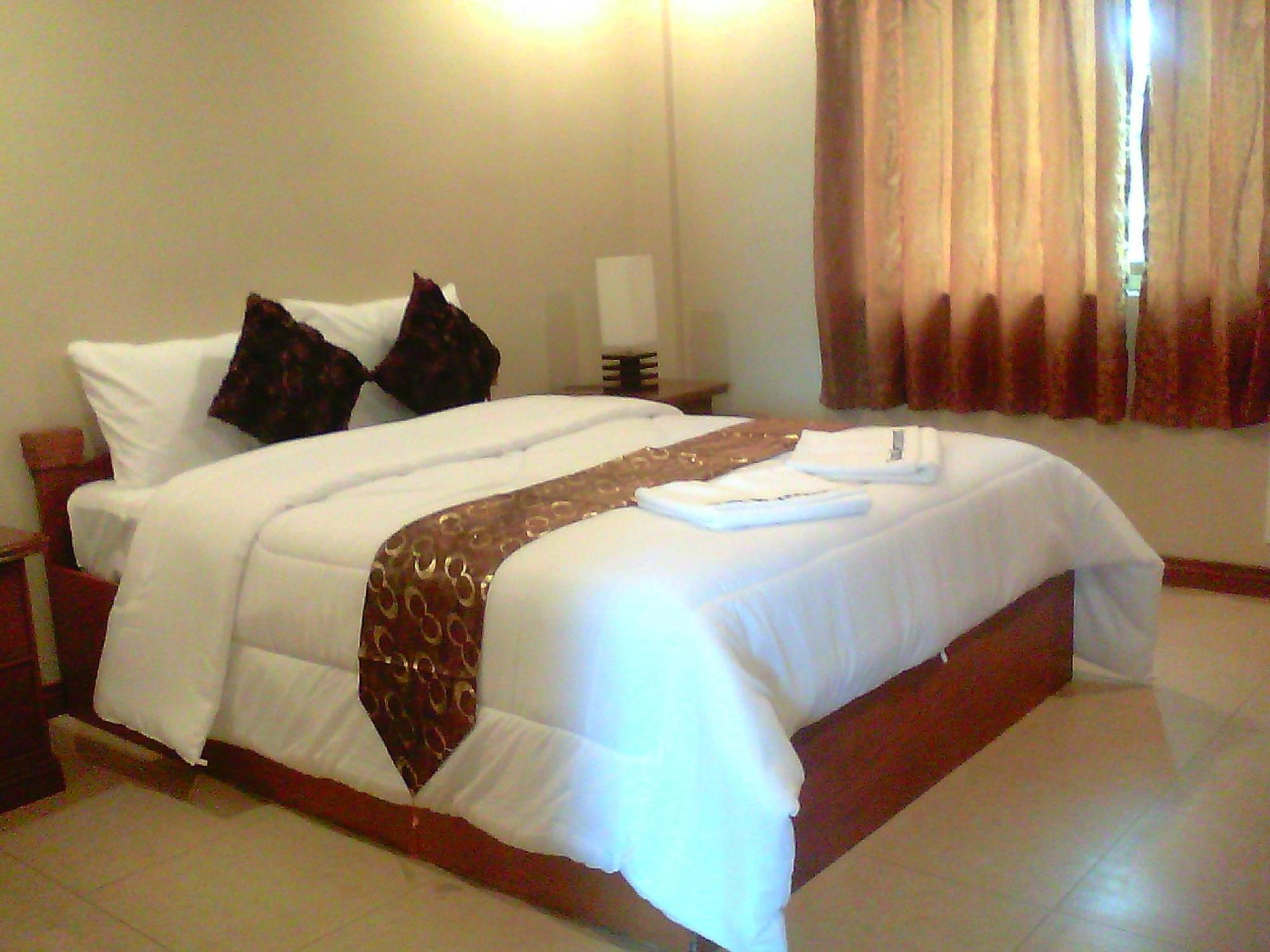Subic Waterfront Resort And Hotel Bagian luar foto
