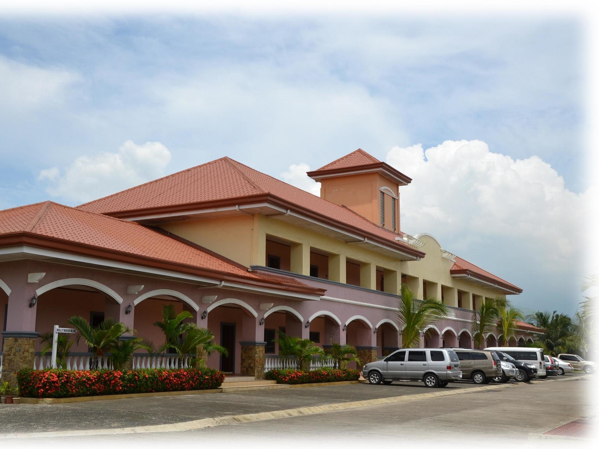 Subic Waterfront Resort And Hotel Bagian luar foto