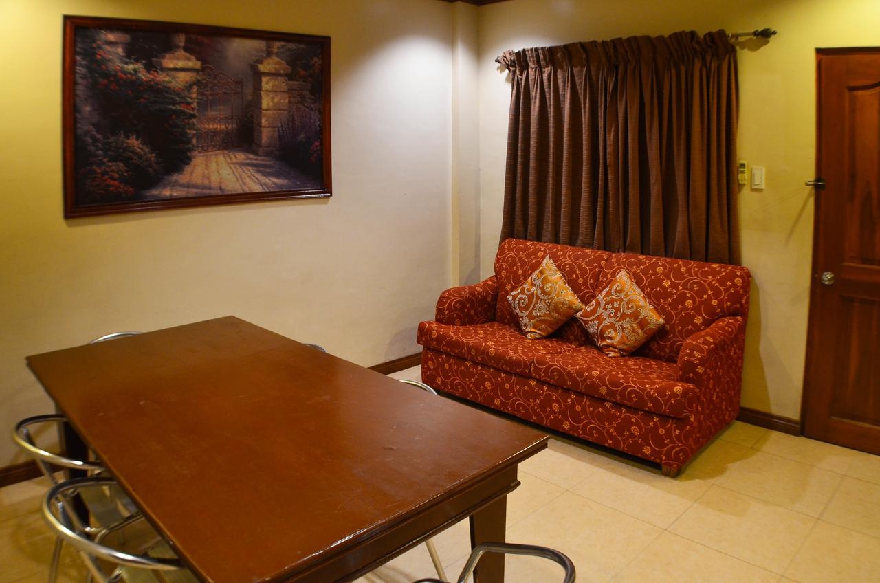 Subic Waterfront Resort And Hotel Bagian luar foto